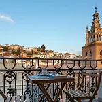 Gran Via Deluxe * غرناطة