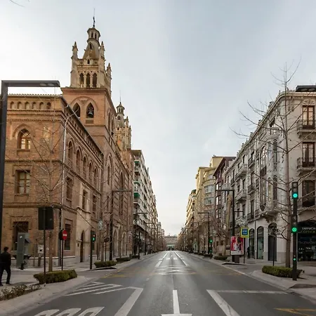 Gran Vía Deluxe * Granada
